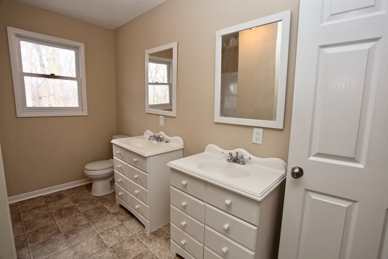 14040 East Edgewater Road Albany, IN 47320 - Photo 22 of 27