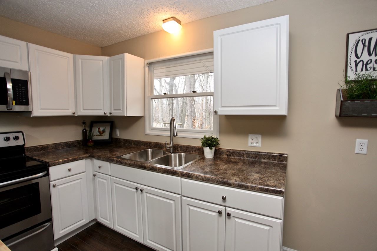 14040 East Edgewater Road Albany, IN 47320 - Photo 9 of 27