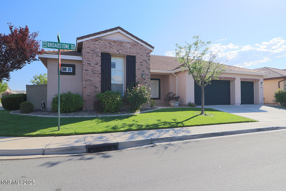 1692 Broadstone Way Reno, NV 89521 - Photo 1 of 31
