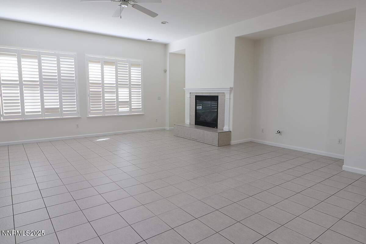 1692 Broadstone Way Reno, NV 89521 - Photo 11 of 31 an empty room with windows