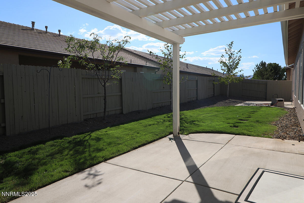 1692 Broadstone Way Reno, NV 89521 - Photo 30 of 31 a view of a backyard with plants