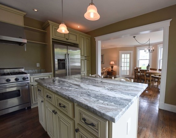 14 Sargent Road Swampscott, MA 01907 - Photo 9 of 28 Gallery Image 9