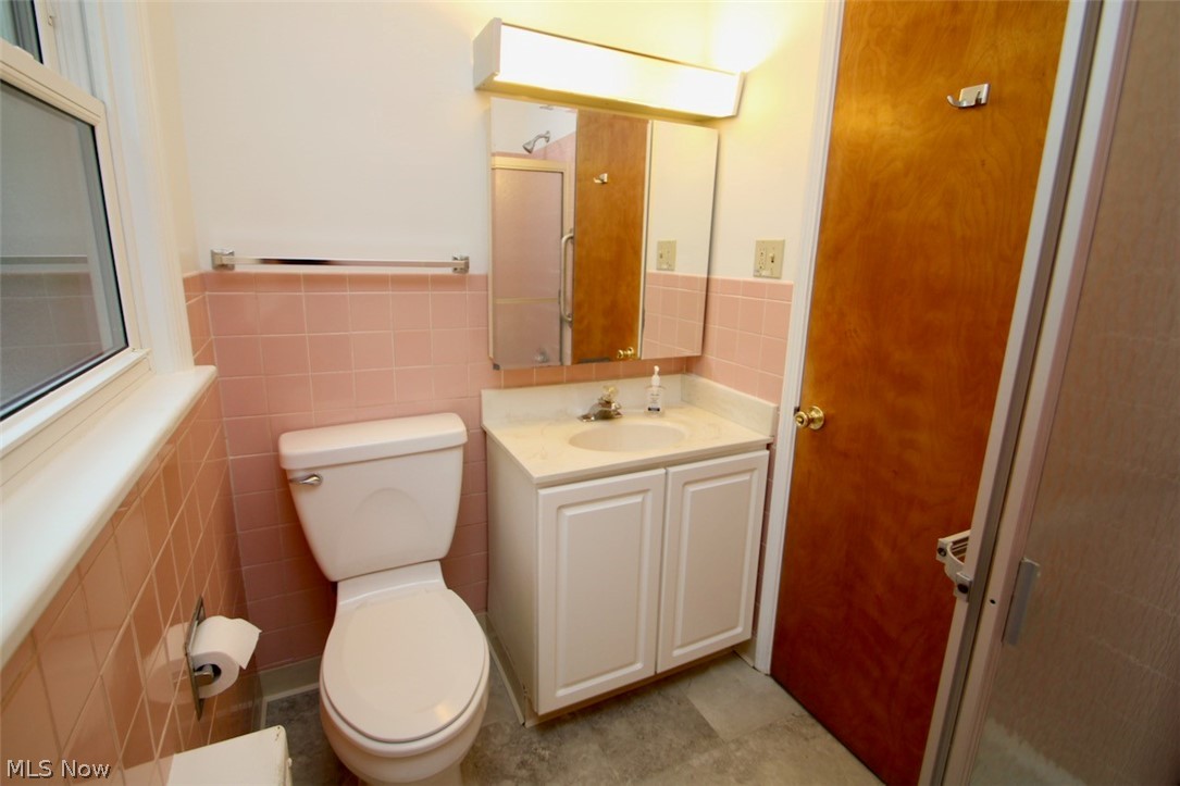 211 Meriden Road Painesville, OH 44077 - Photo 12 of 29 Gallery Image 12