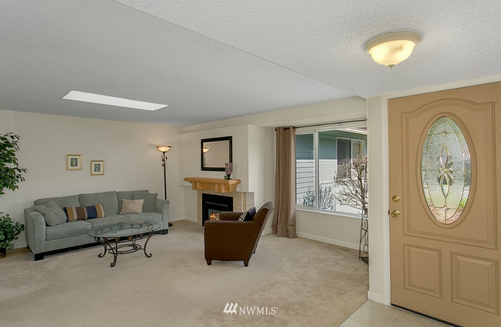 14307 Southeast 163rd Street Renton, WA 98058 - Photo 12 of 24 Gallery Image 12