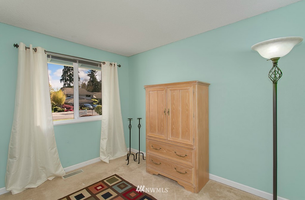 14307 Southeast 163rd Street Renton, WA 98058 - Photo 13 of 24 Gallery Image 13