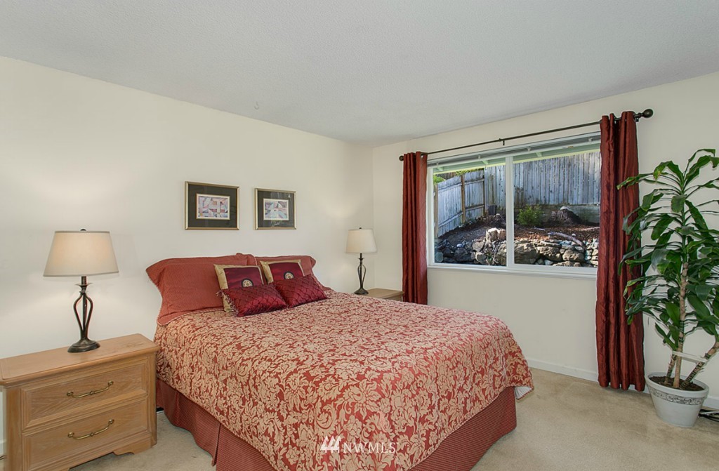 14307 Southeast 163rd Street Renton, WA 98058 - Photo 15 of 24 Gallery Image 15
