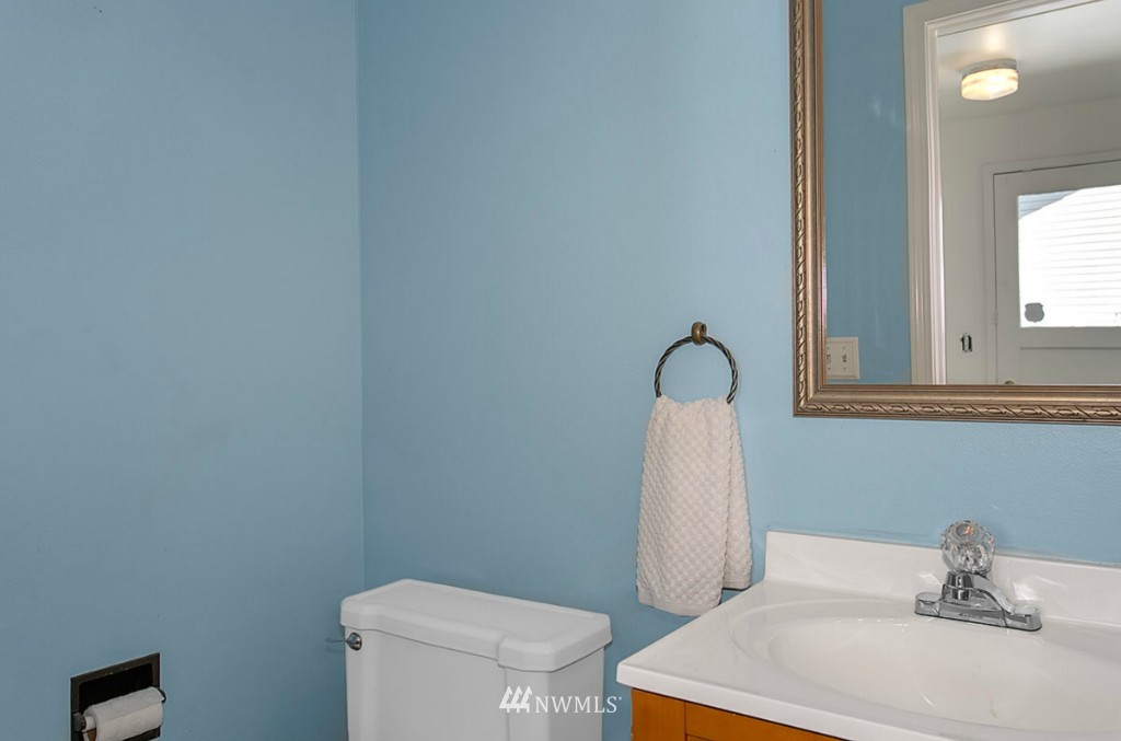 14307 Southeast 163rd Street Renton, WA 98058 - Photo 20 of 24 Gallery Image 20