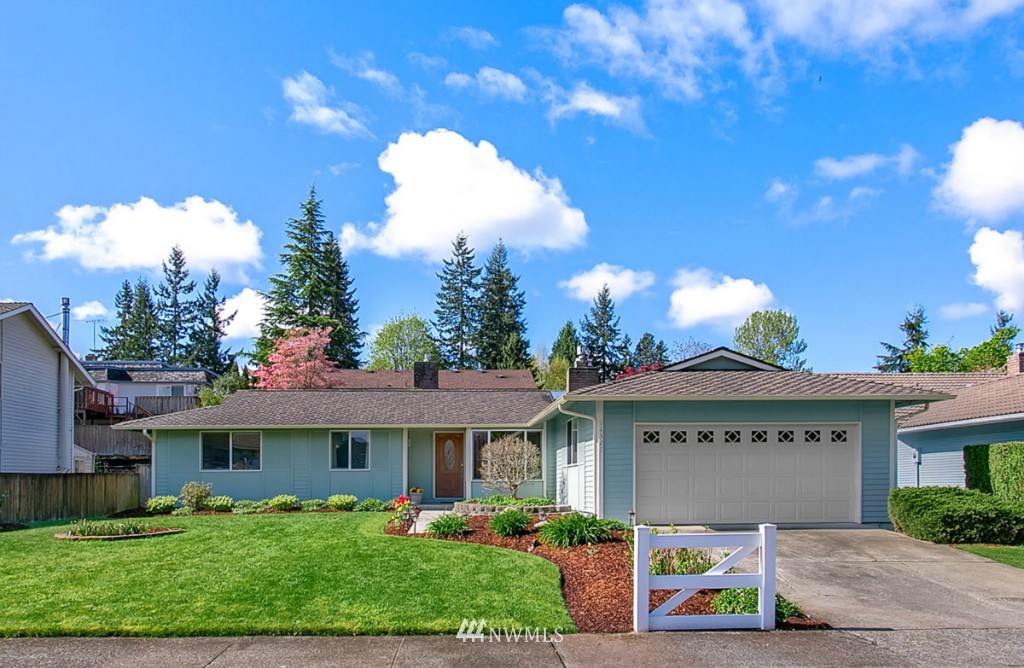 14307 Southeast 163rd Street Renton, WA 98058 - Photo 4 of 24 Gallery Image 4