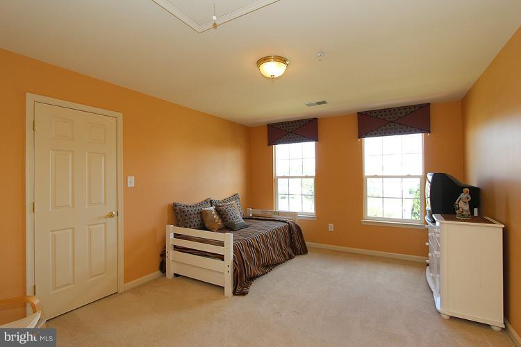 18428 Cornflower Road Boyds, MD 20841 - Photo 17 of 28 Bedroom