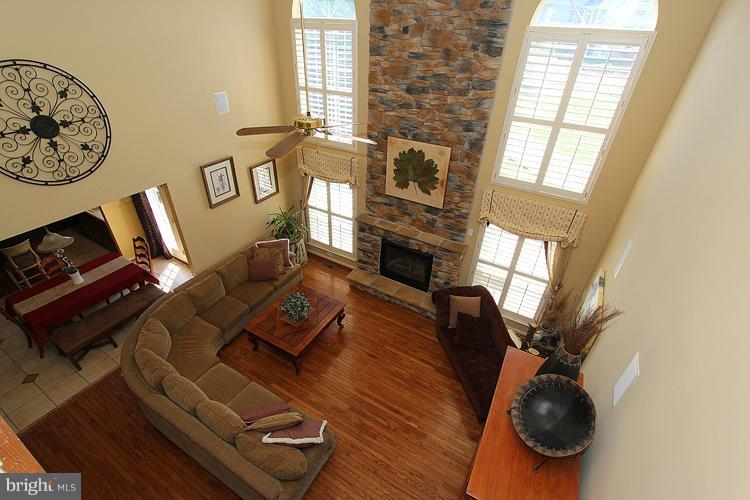 18428 Cornflower Road Boyds, MD 20841 - Photo 22 of 28 Family Room