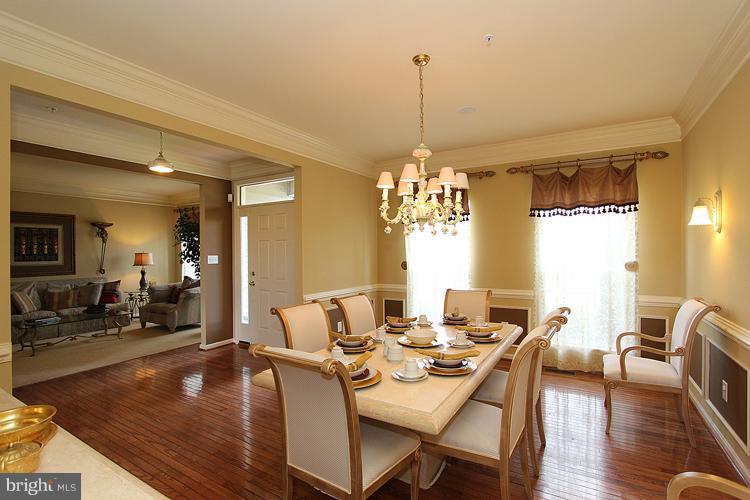 18428 Cornflower Road Boyds, MD 20841 - Photo 5 of 28 Dining Room