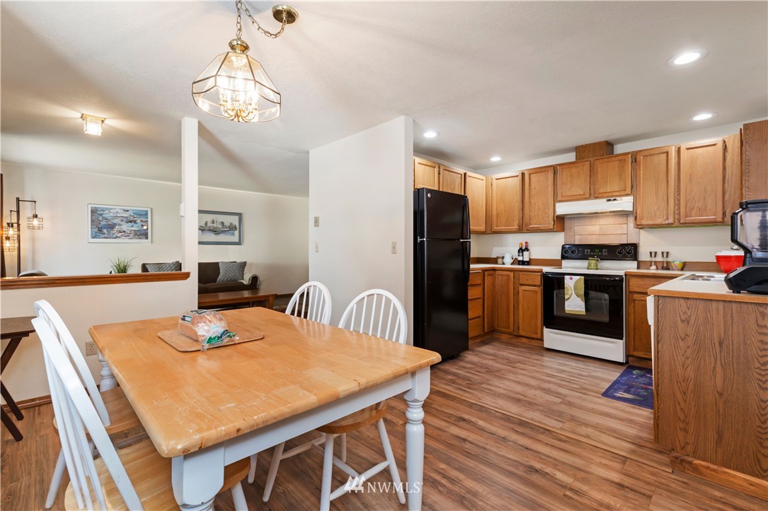 23424 12th Place West Bothell, WA 98021 - Photo 10 of 19