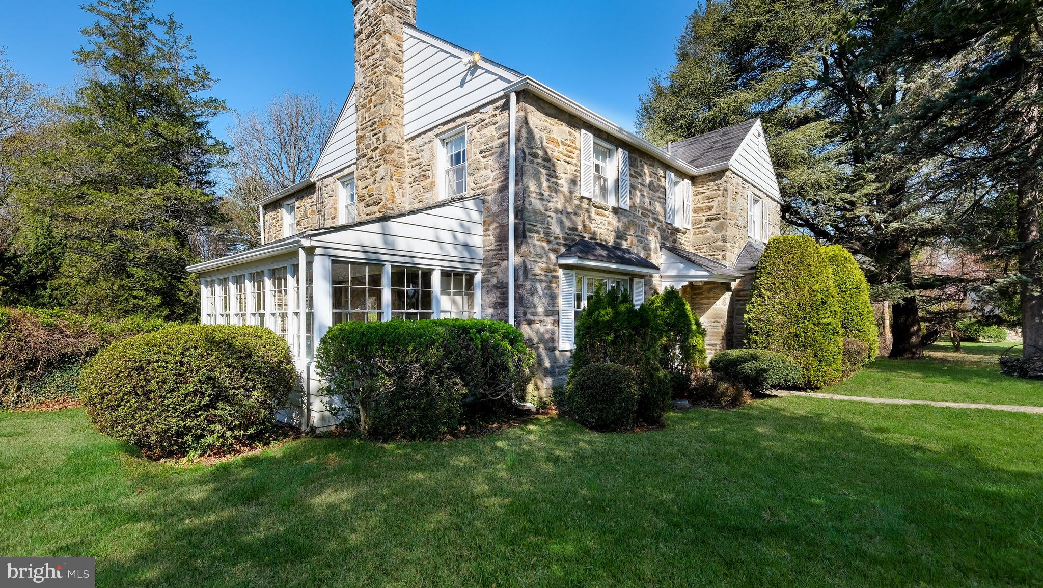792 Dale Road Jenkintown, PA 19006 - Photo 3 of 27 a view of a house with a yard and plants