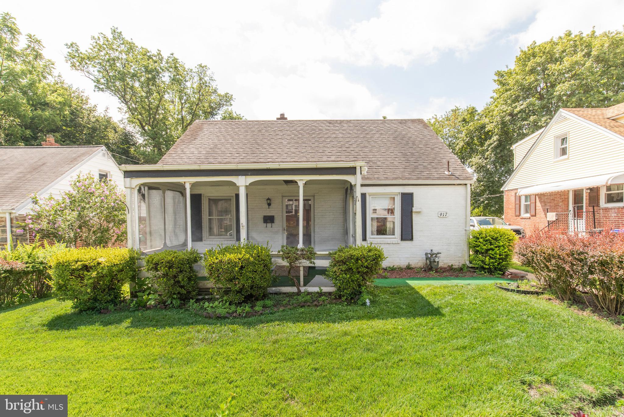 917 Thornton Road Upper Chichester, PA 19061 - Photo 3 of 40 Gallery Image 3