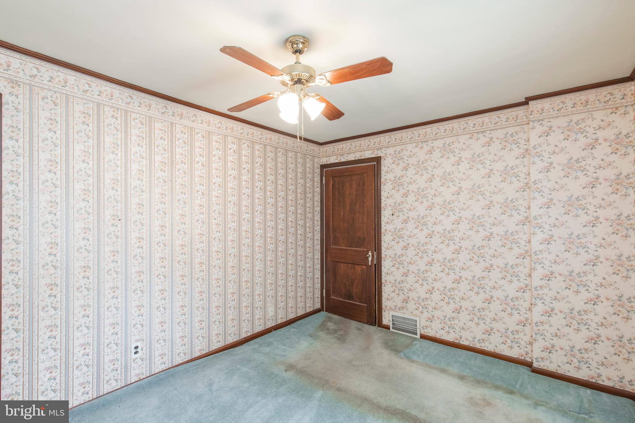 917 Thornton Road Upper Chichester, PA 19061 - Photo 29 of 40 Gallery Image 29