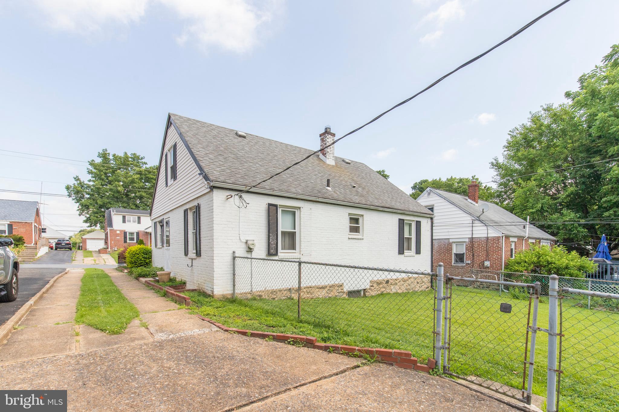 917 Thornton Road Upper Chichester, PA 19061 - Photo 8 of 40 Gallery Image 8