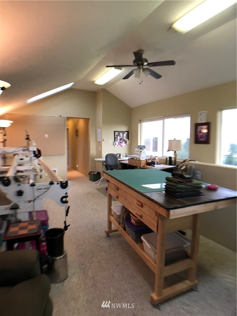 595 McAdams Road East Longview, WA 98632 - Photo 9 of 25