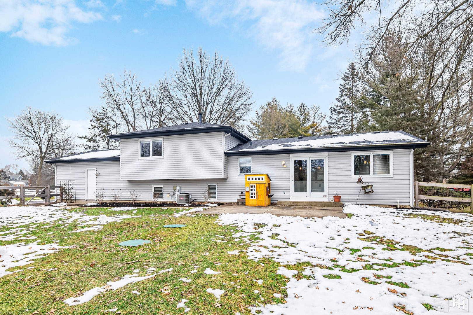 7N298 Longridge Road St. Charles, IL 60175 - Photo 29 of 38 a view of a house with a yard covered with snow