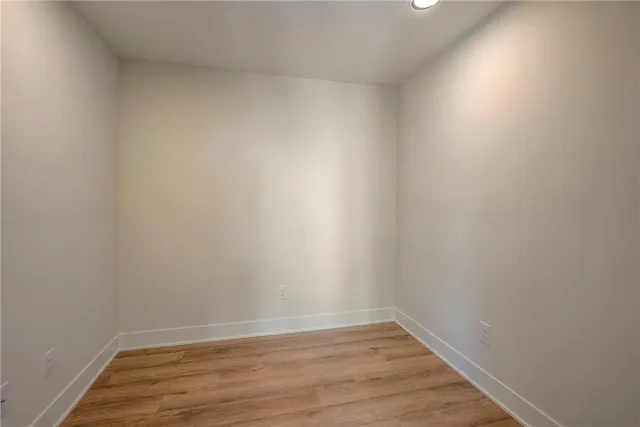 $659,900 | 907 Savannah Lane, Greenwood, MO 64034