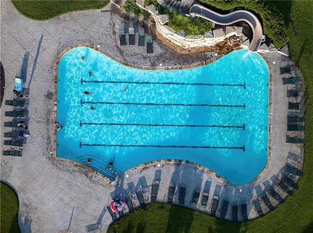 $659,900 | 907 Savannah Lane, Greenwood, MO 64034