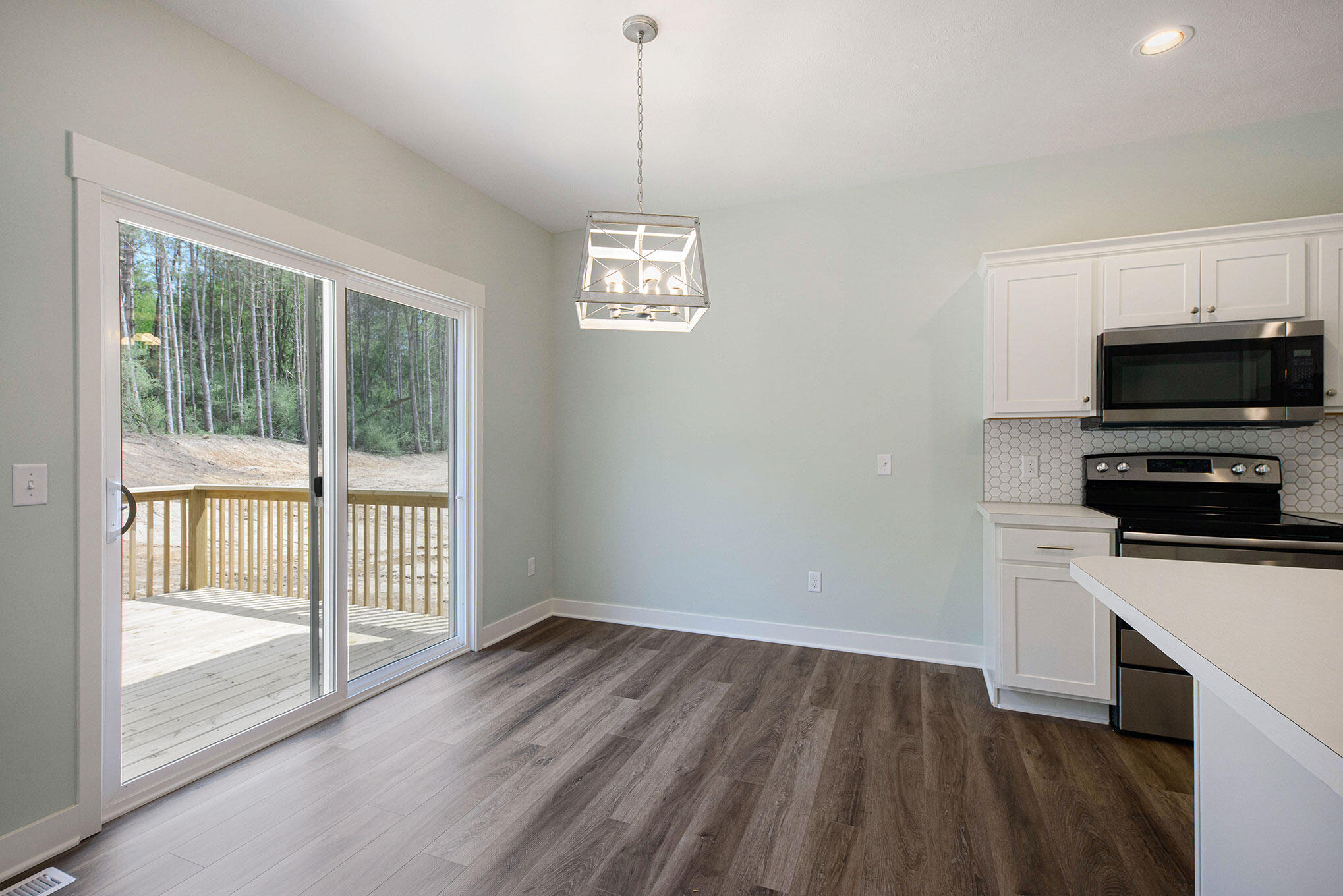 13031 Spruce Ridge Road Gowen, MI 49326 - Photo 4 of 14 Din area