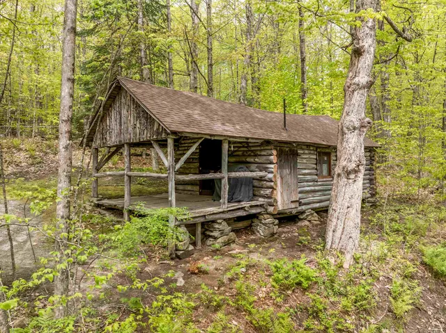 $1,900,000 | 14-28 Sugarhouse Lane, Sunapee, NH 03782