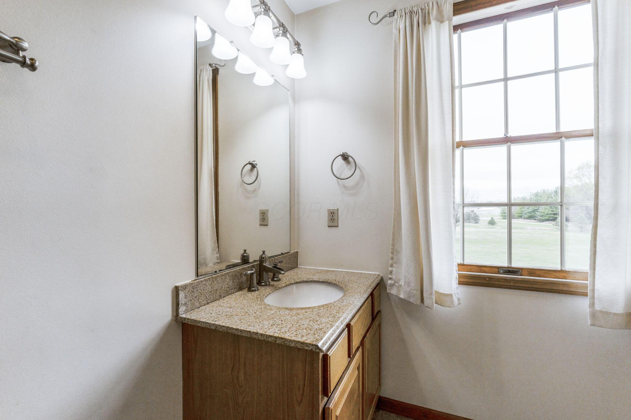 1840 Lawrence Road Delaware, OH 43015 - Photo 53 of 79 1840 Lawrence Rd (Interior)-36