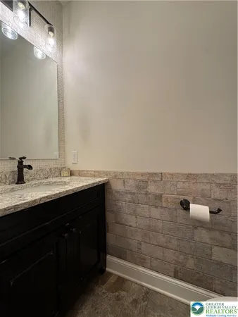 $729,000 | 2570 Steele Lane, Easton, PA 18040