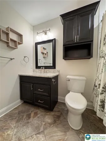$729,000 | 2570 Steele Lane, Easton, PA 18040