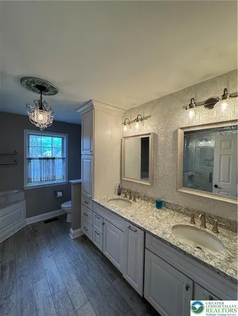 $729,000 | 2570 Steele Lane, Easton, PA 18040
