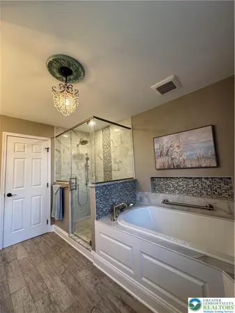 $729,000 | 2570 Steele Lane, Easton, PA 18040