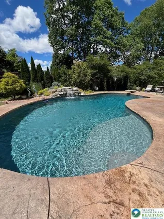 $729,000 | 2570 Steele Lane, Easton, PA 18040