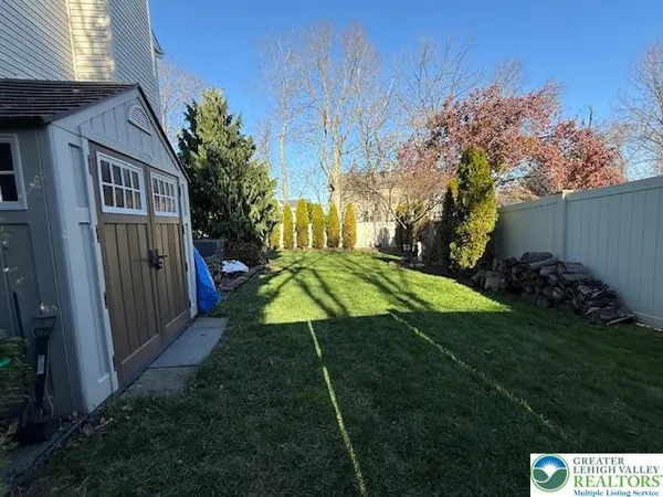 $729,000 | 2570 Steele Lane, Easton, PA 18040