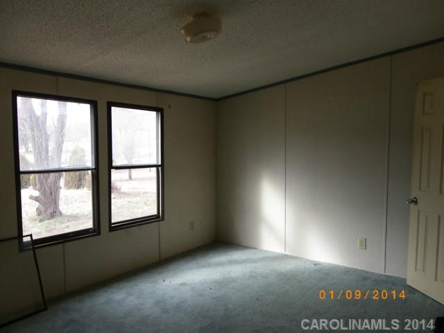 2664 Jim McCarter Road York, SC 29745 - Photo 4 of 6 Gallery Image 4