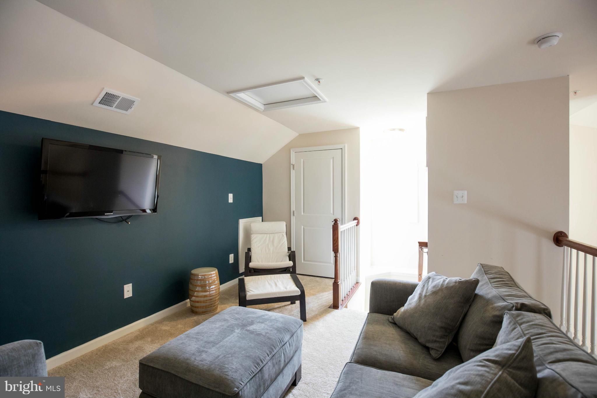 2512 St Marys View Road Accokeek, MD 20607 - Photo 17 of 30 Bedroom (Master)LOFT