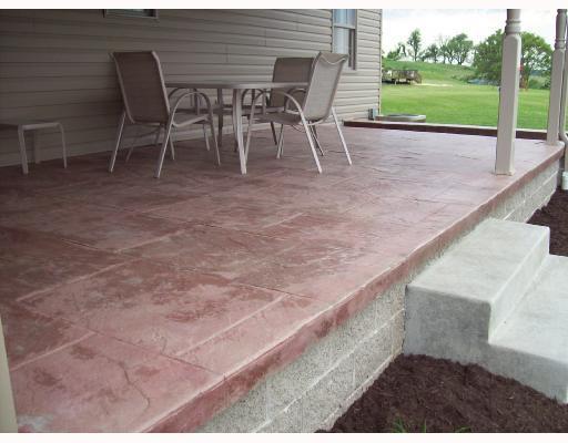 240 Zitney Road Vanderbilt, PA 15486 - Photo 6 of 8 Patio/Deck.