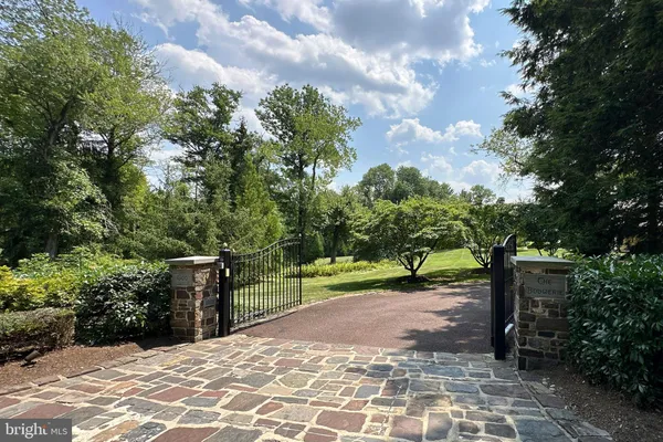 $3,850,000 | 600 Pretty Brook Road, Princeton, NJ 08540