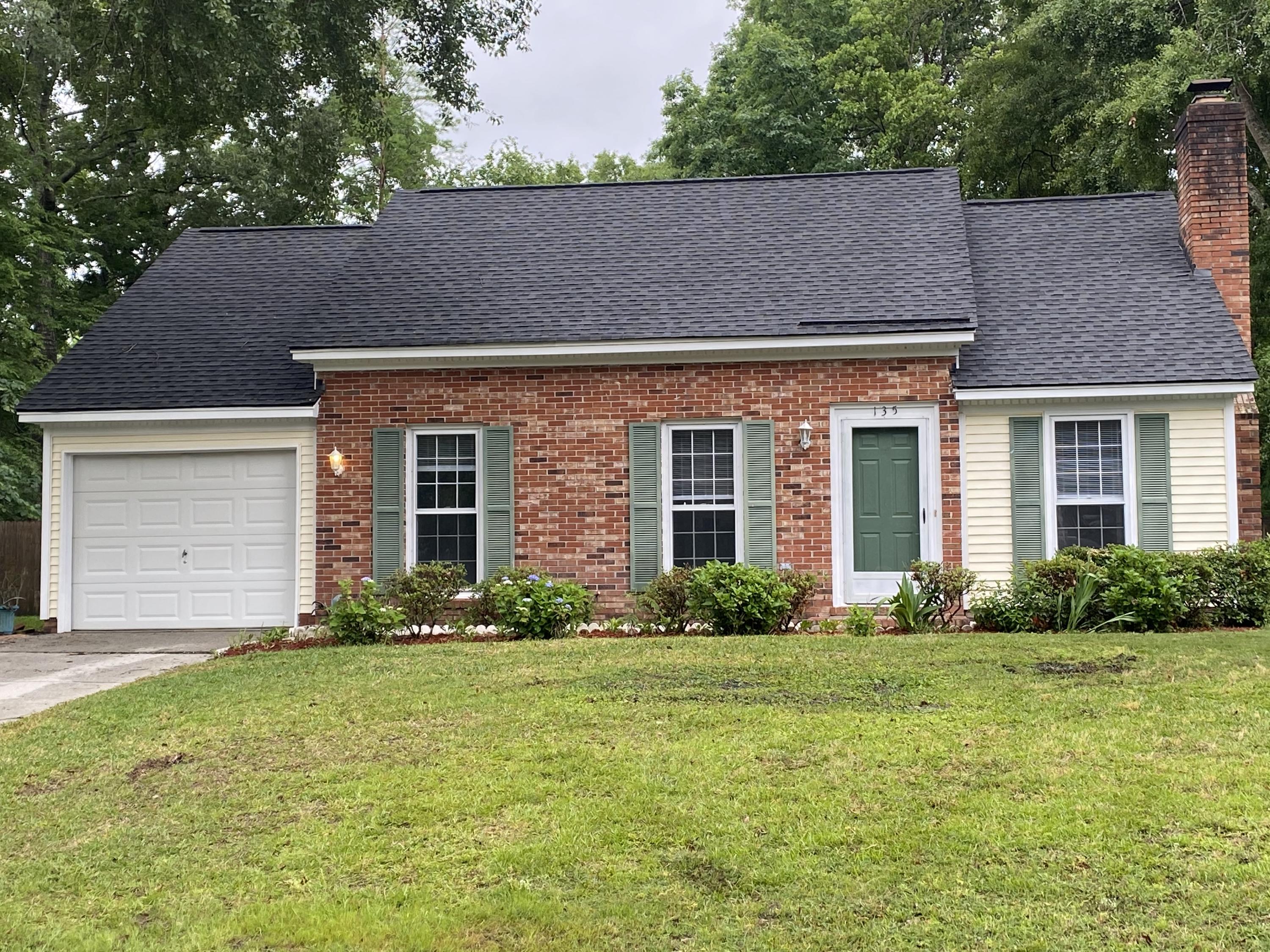 135 Towne Square Road Summerville, SC 29485 - Photo 1 of 10 IMG-5789