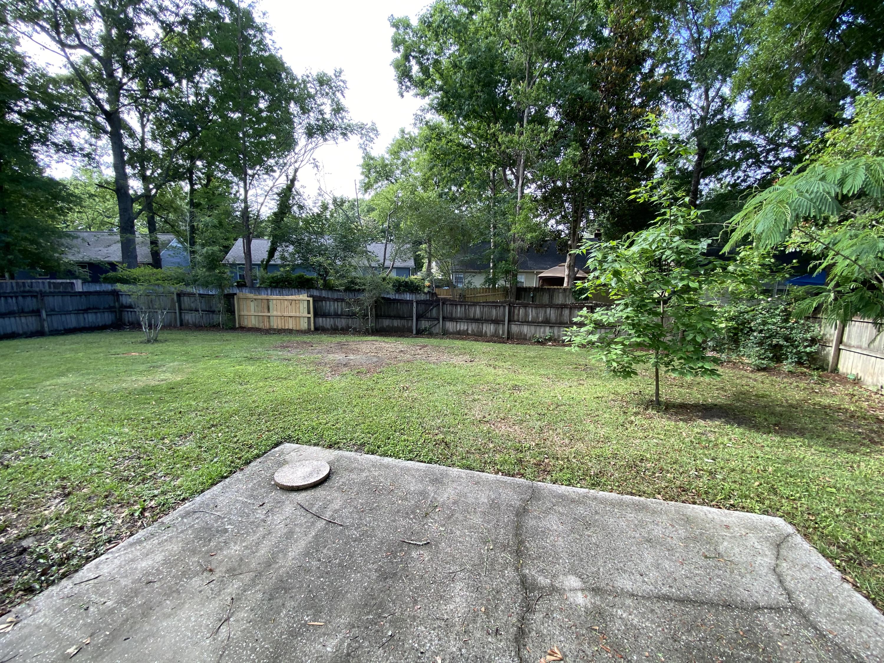 135 Towne Square Road Summerville, SC 29485 - Photo 9 of 10 IMG-6869