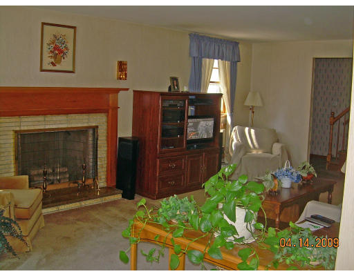 119 Rutland Street Watertown, MA 02472 - Photo 3 of 21 Gallery Image 3
