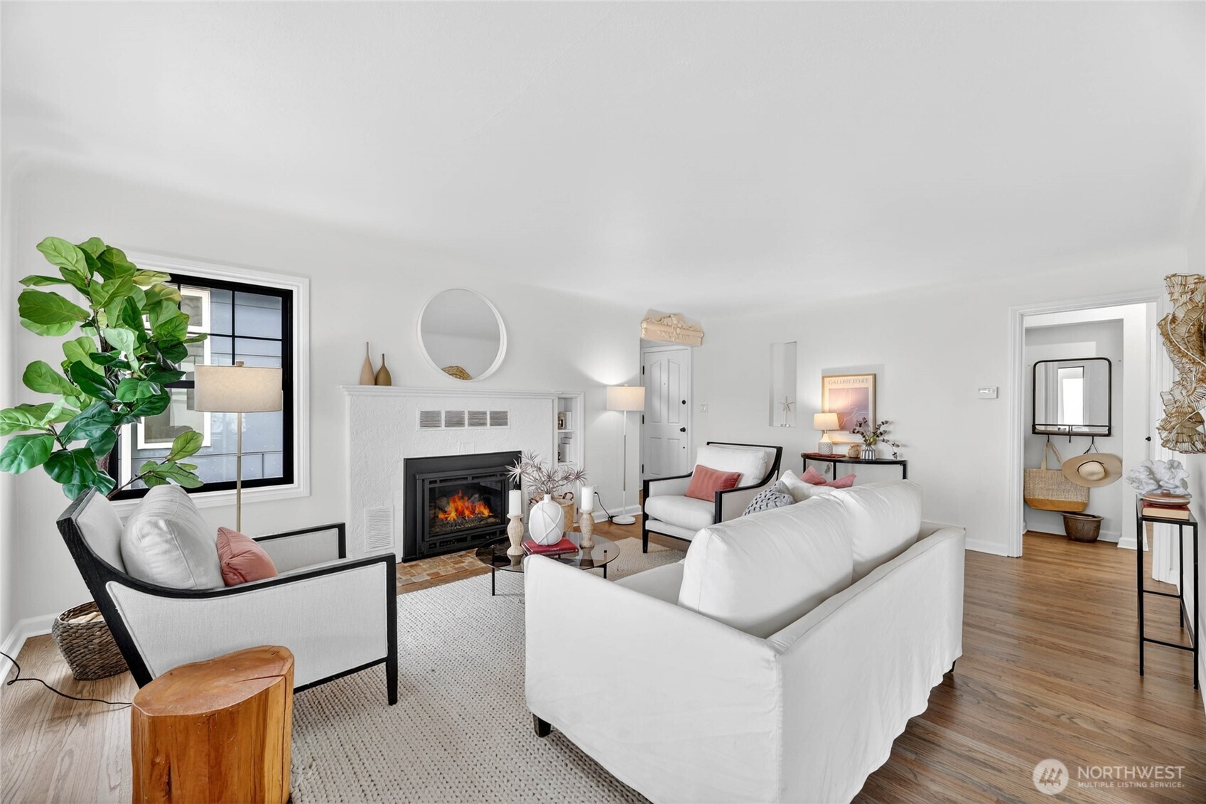 5311 Beach Drive Southwest Seattle, WA 98136 - Photo 4 of 40