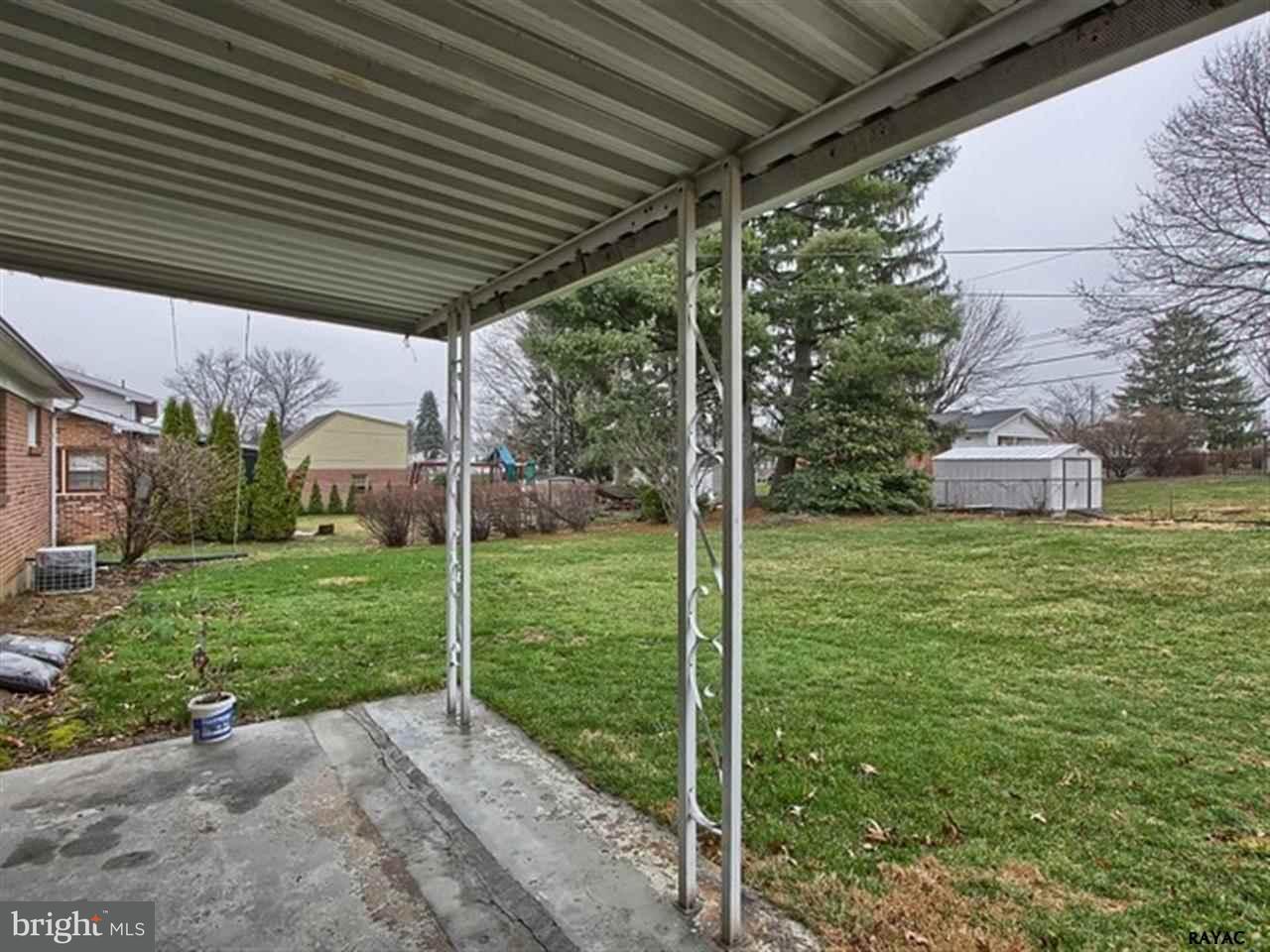 337 Wynwood Road York, PA 17402 - Photo 22 of 23 Gallery Image 22