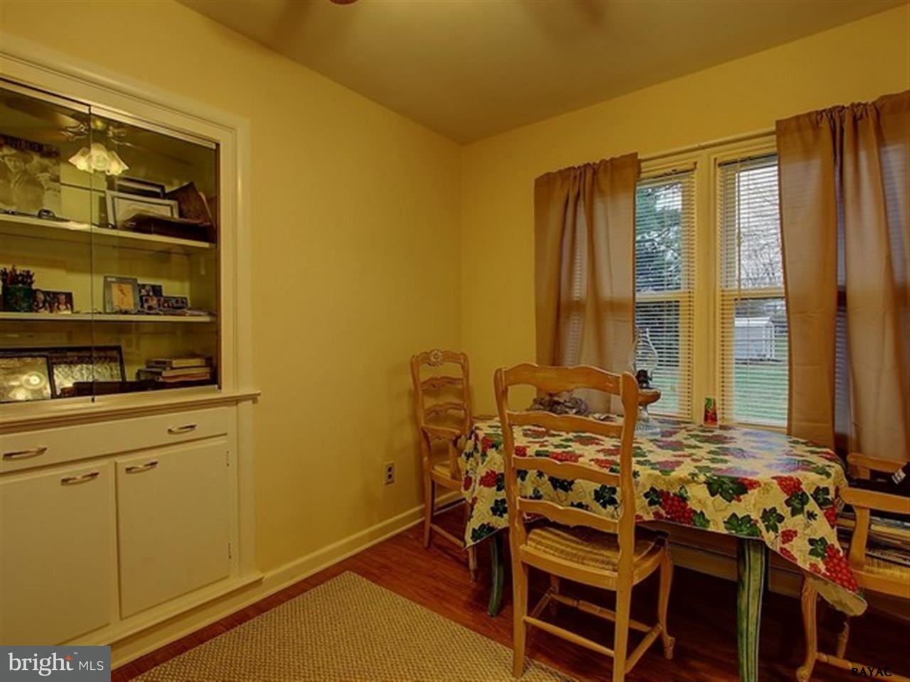 337 Wynwood Road York, PA 17402 - Photo 5 of 23 Gallery Image 5