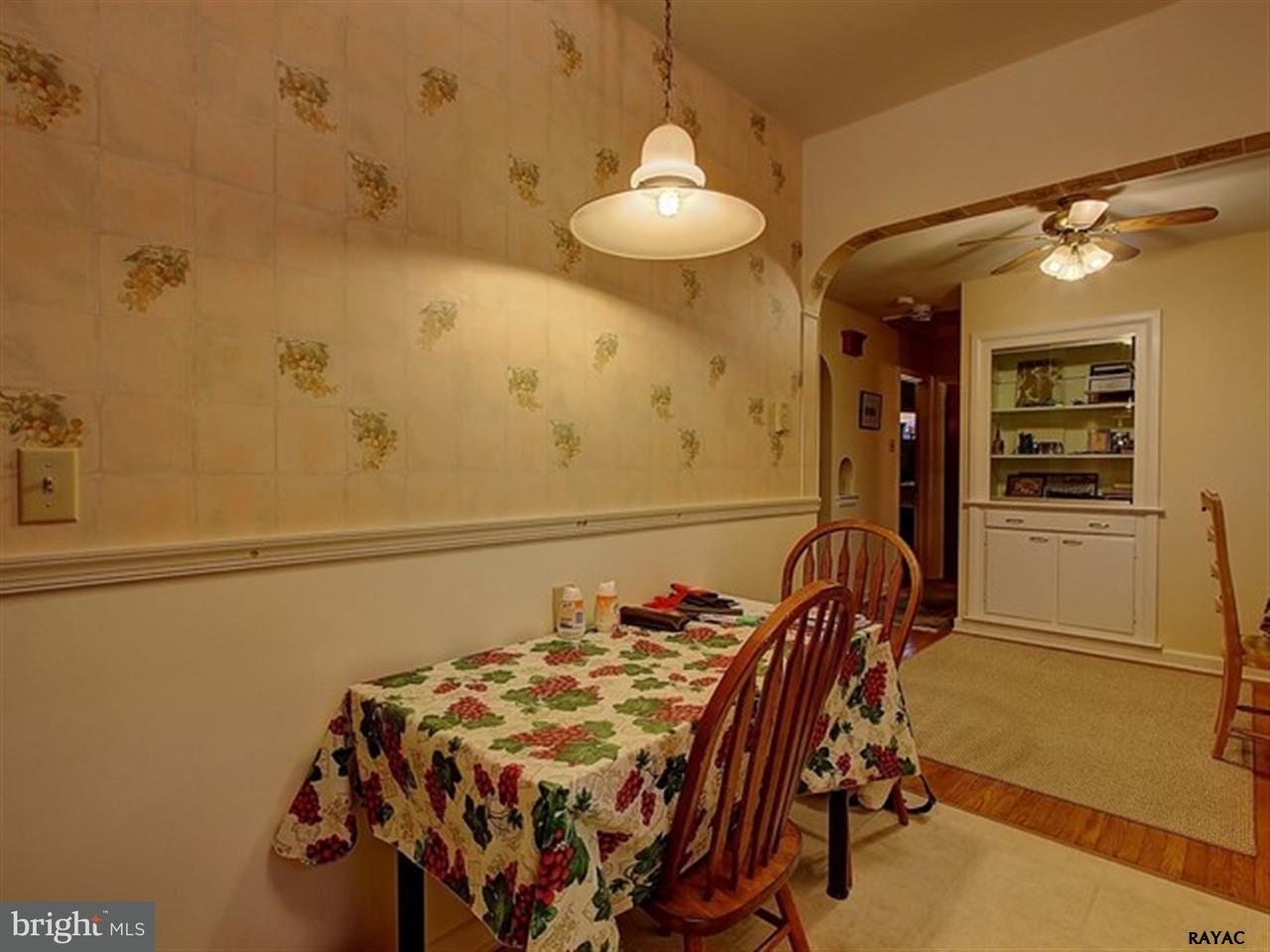 337 Wynwood Road York, PA 17402 - Photo 10 of 23 Gallery Image 10