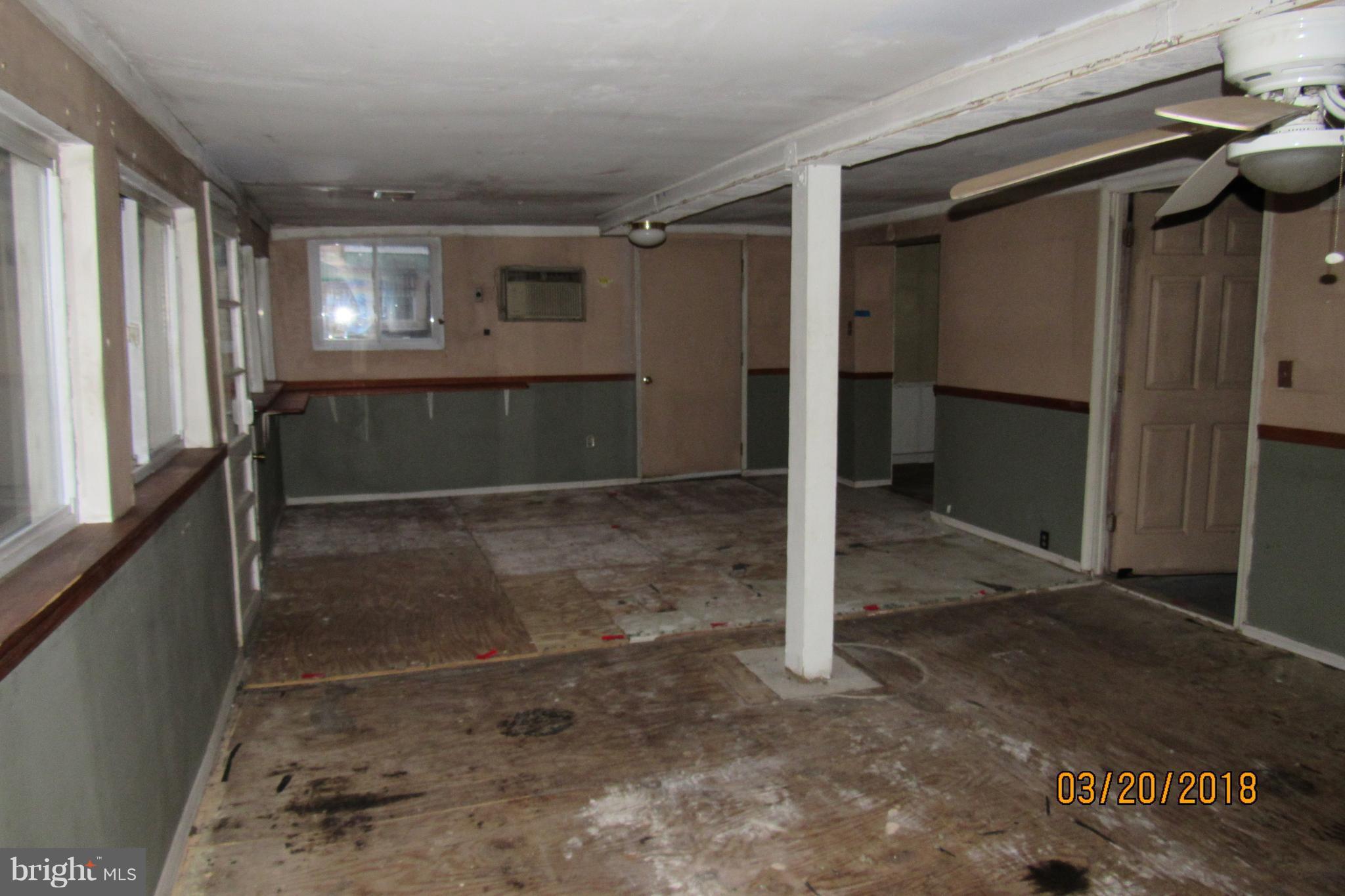 2343 Ruth Avenue Baltimore, MD 21219 - Photo 8 of 11 Interior (General)