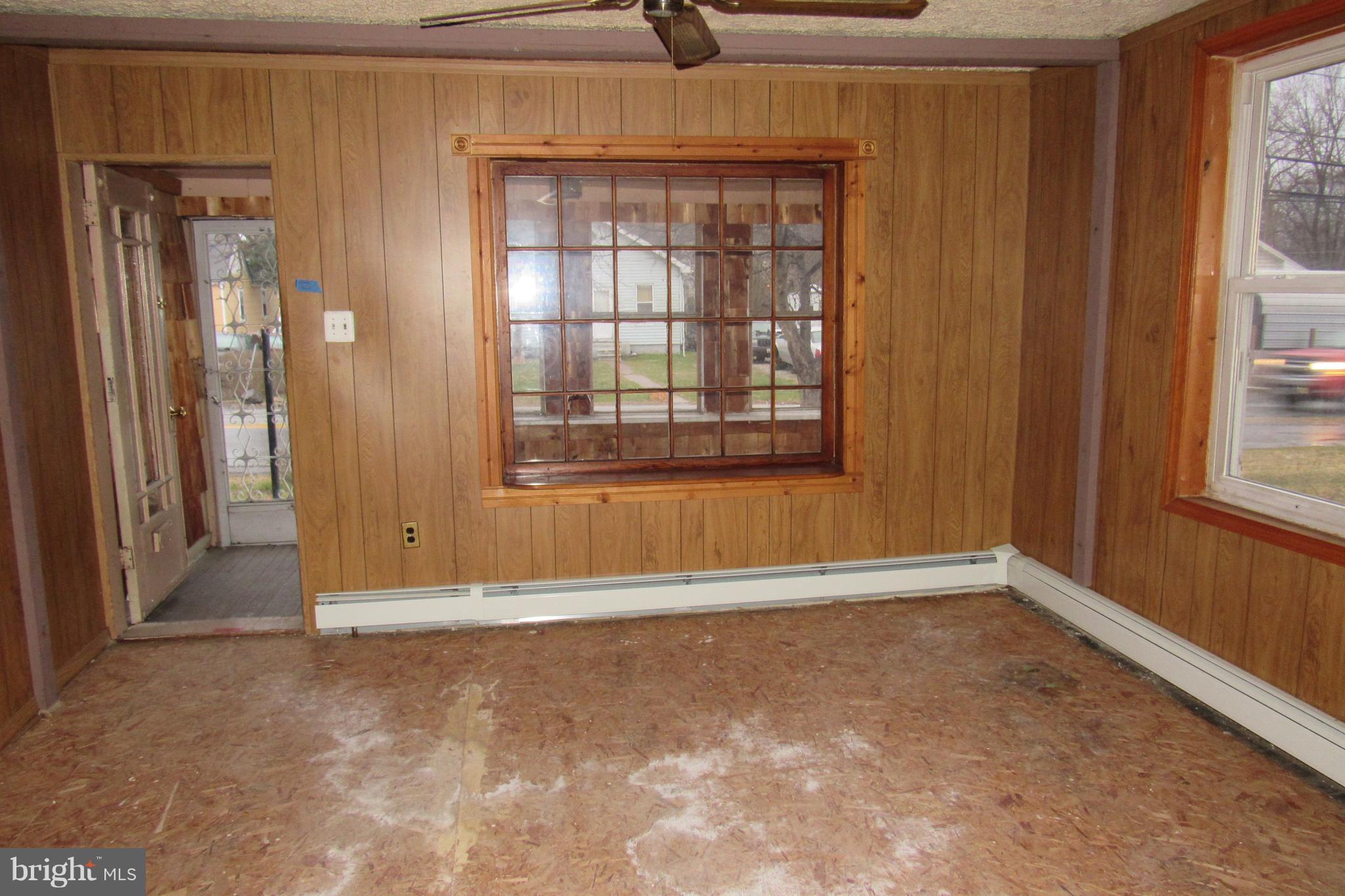 2343 Ruth Avenue Baltimore, MD 21219 - Photo 9 of 11 Interior (General)