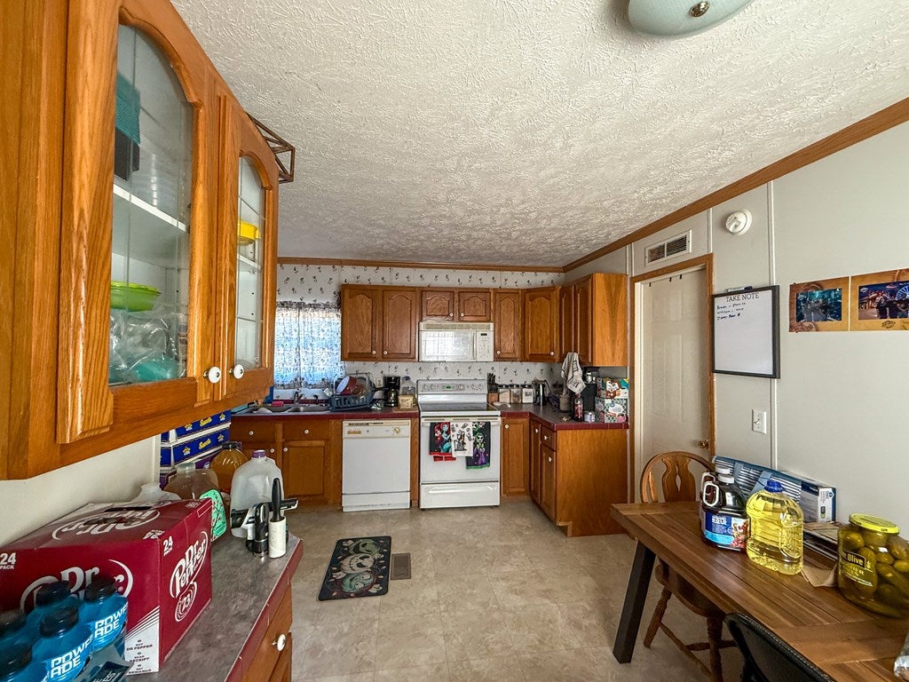 1671 Rickey Road Max Meadows, VA 24360 - Photo 5 of 21 Gallery Image 5