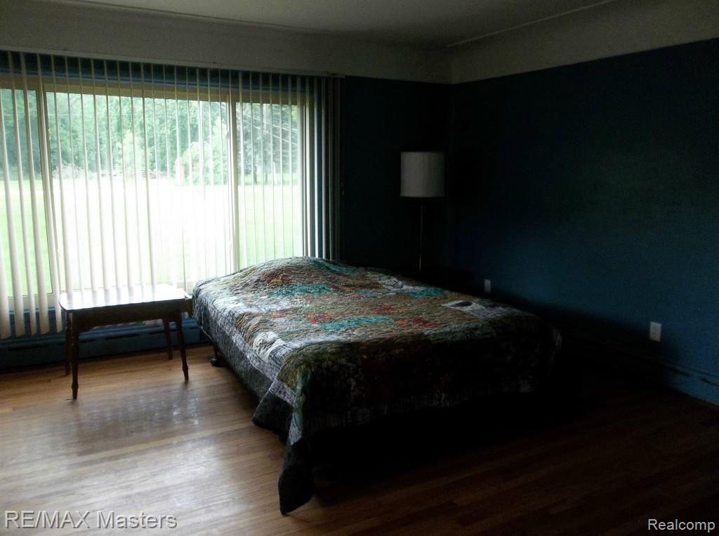 2732 West Labo Road Carleton, MI 48117 - Photo 12 of 29 Master Bedroom