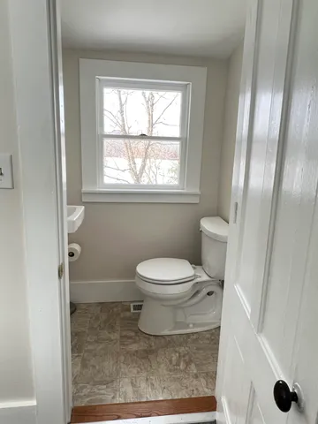 $2,400 | 110 River South Road, Walpole, NH 03608