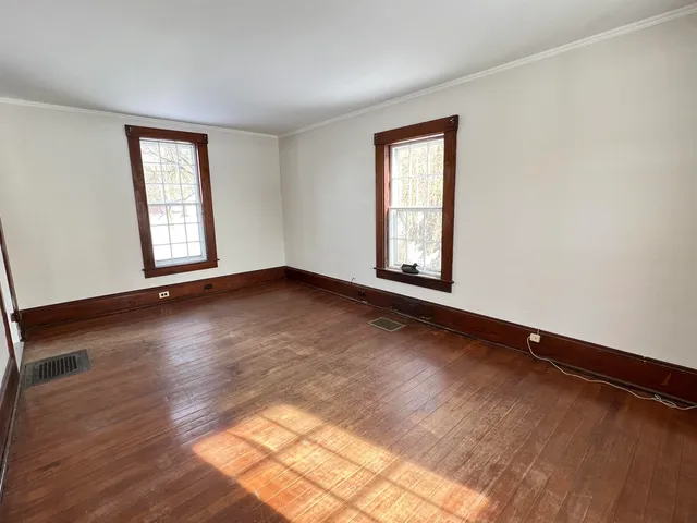 $2,400 | 110 River South Road, Walpole, NH 03608